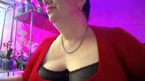 Lady Gloria online show from March 5, 3:29 pm