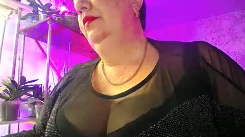 Lady Gloria online show from December 18, 11:04 am