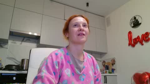 Sima Ladybigsmile online show from February 8, 6:00 pm