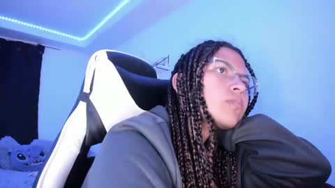  Lady  online show from February 8, 3:41 am