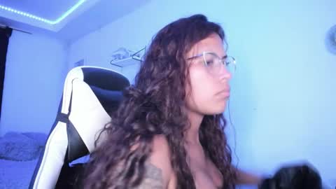  Lady  online show from November 23, 2:58 am