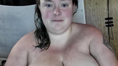 LadyLynn13 online show from December 15, 10:48 pm