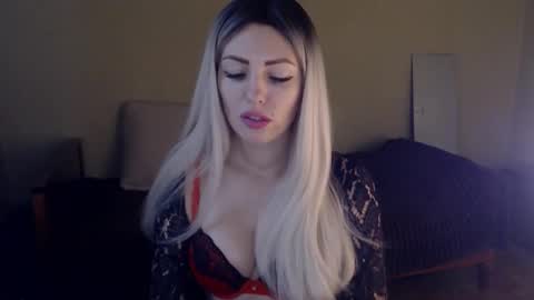 Snapshot of ladymoonlight8 chatting on December 10, 9:55 am Monika online show from December 10, 9:55 am