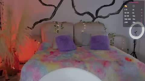 Lady  online show from December 22, 5:54 am