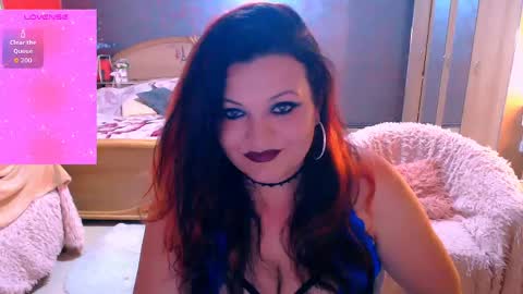 Arielle online show from May 5, 8:01 pm