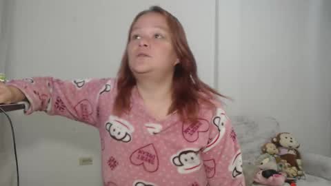 Snapshot of lahurent_weed420 chatting on October 9, 2:43 pm paola and a guest lol online show from October 9, 2:43 pm