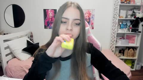 Kira online show from December 13, 10:34 pm