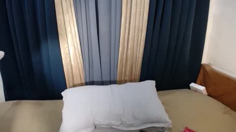 kristine online show from October 13, 3:53 am