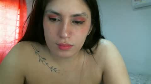 laura gomez online show from December 11, 4:41 pm