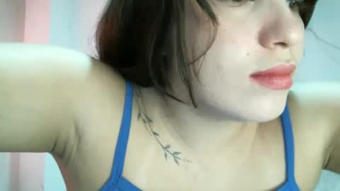 laura gomez online show from January 3, 3:22 pm