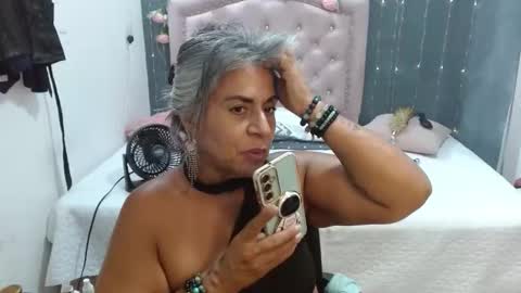 lalisha online show from November 2, 2:04 am