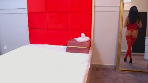 LanaBanner online show from November 19, 6:24 am