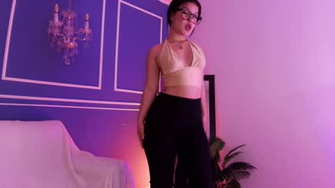 Snapshot of lana_beket_ chatting on October 5, 12:32 pm Lana online show from October 5, 12:32 pm