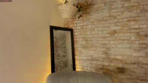 Snapshot of lana_beket_ chatting on March 5, 11:17 am Lana online show from March 5, 11:17 am