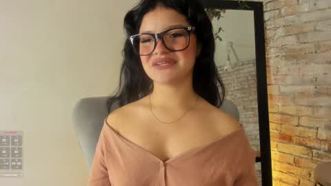 Snapshot of lana_beket_ chatting on January 20, 12:07 pm Lana online show from January 20, 12:07 pm
