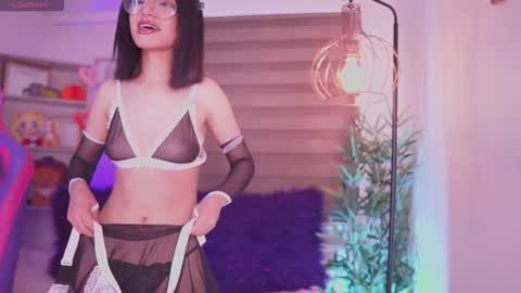 Snapshot of lana_dreams_ chatting on October 3, 5:51 pm Lana online show from October 3, 5:51 pm