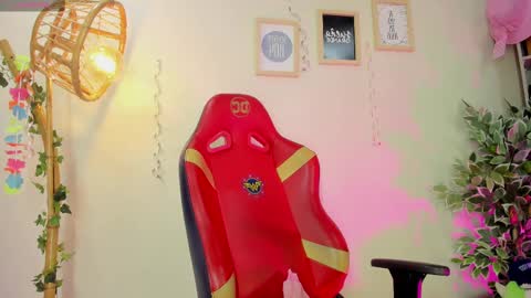 Snapshot of lana_dreams_ chatting on September 18, 1:31 pm Lana online show from September 18, 1:31 pm