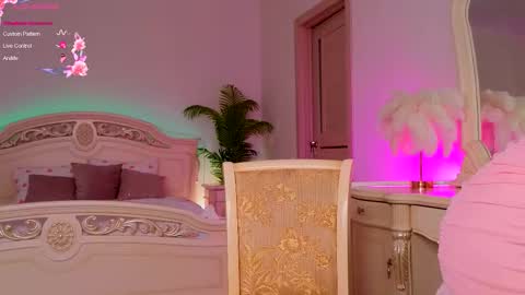 Snapshot of lana_me chatting on September 26, 4:54 am Milana online show from September 26, 4:54 am