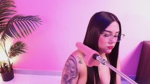 LANA online show from March 4, 3:46 am