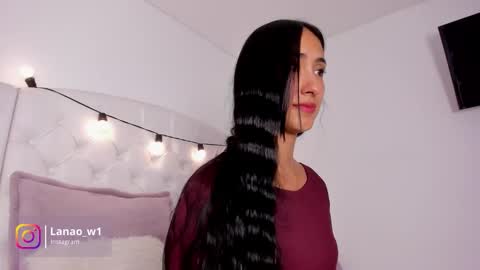 Lana Owens online show from December 3, 9:50 pm