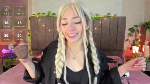 Lana online show from April 5, 4:44 am