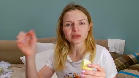 Lana online show from September 27, 1:29 pm