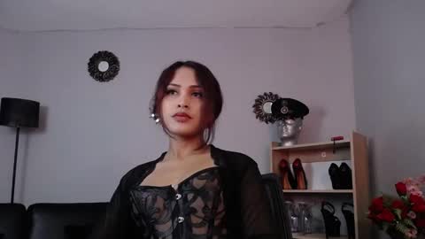 Snapshot of lanadoux_ chatting on March 6, 2:29 pm Mistress Lana online show from March 6, 2:29 pm
