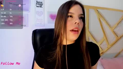 Snapshot of lanajones_ chatting on October 1, 12:32 pm LanaJones online show from October 1, 12:32 pm