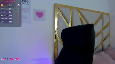Snapshot of lanajones_ chatting on October 15, 12:41 pm LanaJones online show from October 15, 12:41 pm