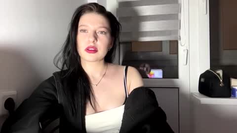 Sarah online show from January 16, 3:19 pm