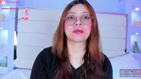 Snapshot of lanna18_ chatting on February 7, 12:06 pm Lanna online show from February 7, 12:06 pm