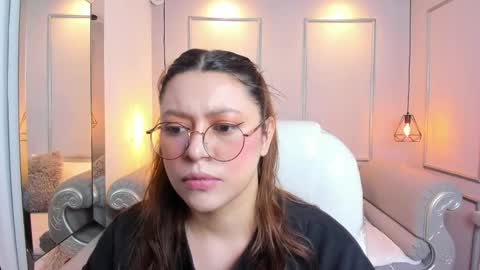 Snapshot of lanna18_ chatting on March 8, 11:45 am Lanna online show from March 8, 11:45 am