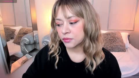 Snapshot of lanna18_ chatting on December 9, 11:36 am Lanna online show from December 9, 11:36 am