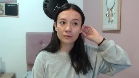 Snapshot of lanna_mills chatting on February 27, 1:28 pm Lanna online show from February 27, 1:28 pm