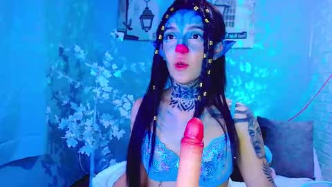 LANNIE   online show from November 9, 11:55 pm