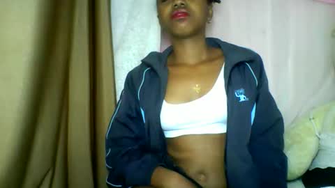 lara_belle online show from May 21, 2:53 am