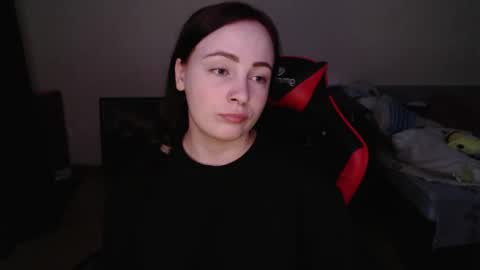 Laralianna online show from April 11, 6:11 pm