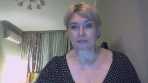 laramrs online show from October 14, 4:31 pm