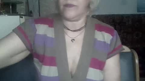 larisaq4ugo24 online show from March 20, 11:48 am