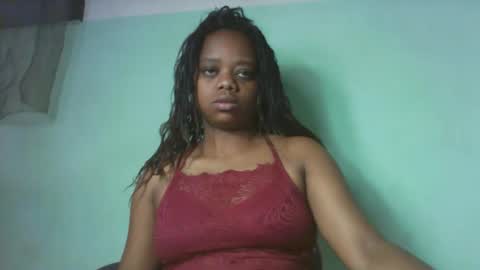 Snapshot of larissa645771 chatting on October 4, 12:11 pm larissa645771 online show from October 4, 12:11 pm