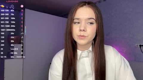 Amelia online show from March 18, 3:50 pm