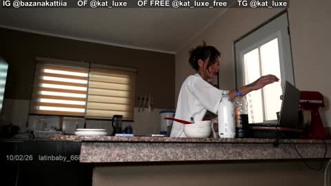 Kattiia   INSTAGRAM bazanakattiia If you like my show give me a like please I LOVE YOU online show from February 12, 11:06 pm