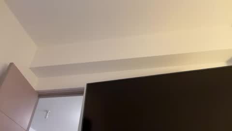 Hi -  online show from November 20, 5:52 am