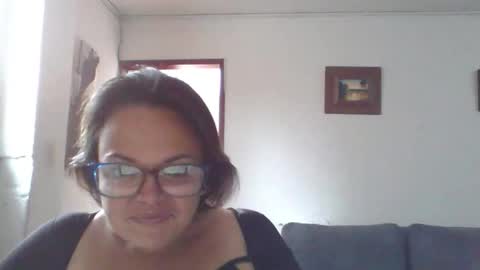 Laura online show from February 17, 8:30 pm