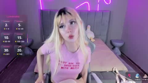 Snapshot of laukyubey1 chatting on October 11, 8:55 pm laukyubey1 online show from October 11, 8:55 pm