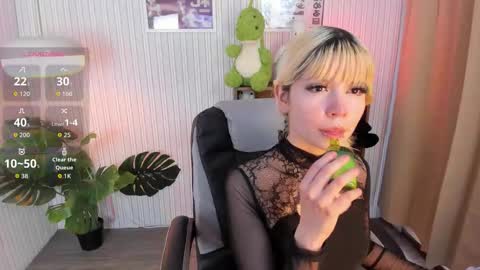 Snapshot of laukyubey1 chatting on September 26, 9:34 pm laukyubey1 online show from September 26, 9:34 pm