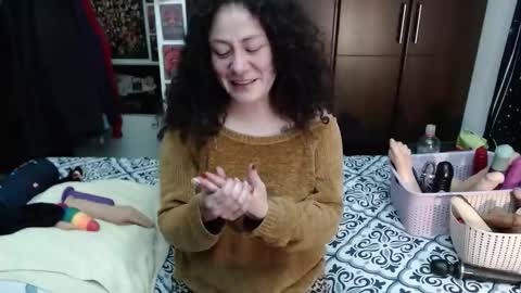 Snapshot of laura_anal_ chatting on September 23, 11:14 pm Wen online show from September 23, 11:14 pm