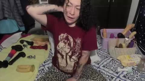  Wen  online show from February 24, 8:40 pm