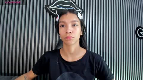 Laura online show from February 26, 12:38 pm