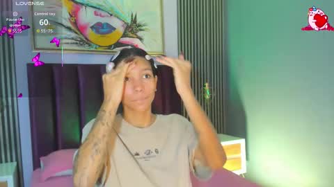 Laura online show from October 24, 12:45 pm